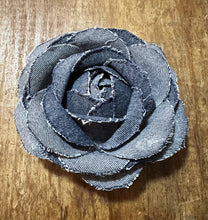 Load image into Gallery viewer, Denim Flower Pin
